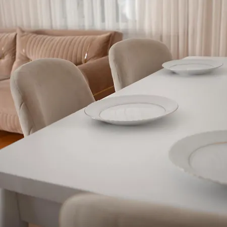 New Furniture, Zero Air Conditioning, Modern And Quiet 19 Apartment Istanbul